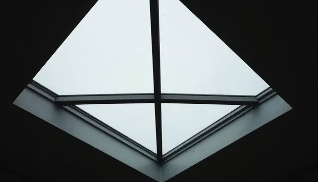 域名管理:电商运营中的SEO策略优化建议